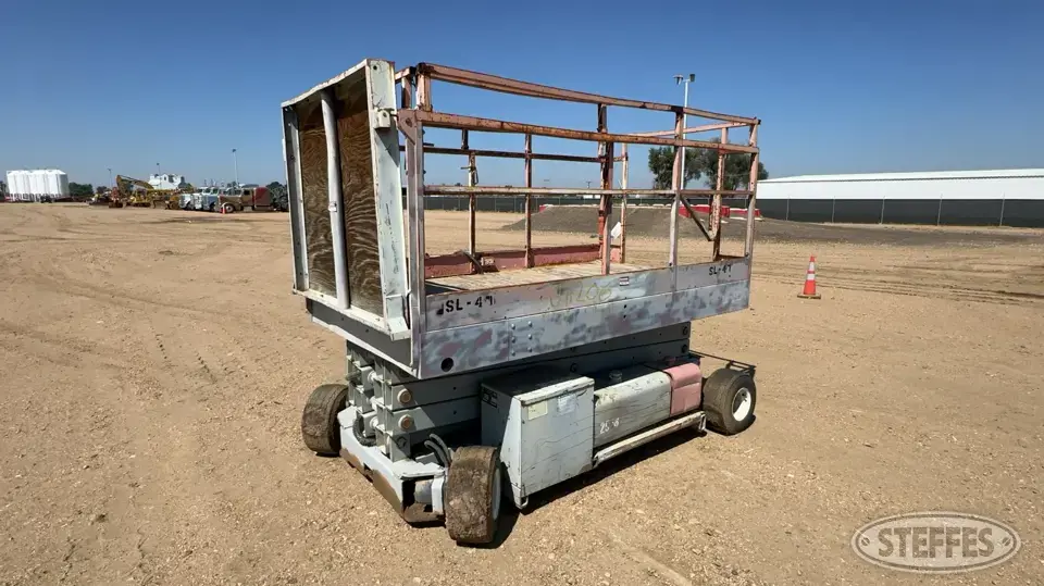 MEC 2558D Scissor Lift