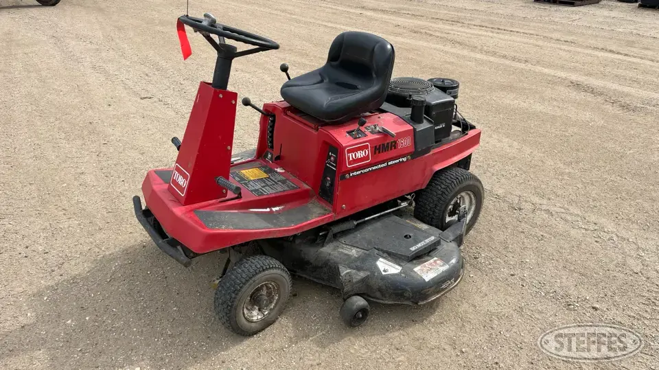 Toro HMR 1600 Lawn Tractor