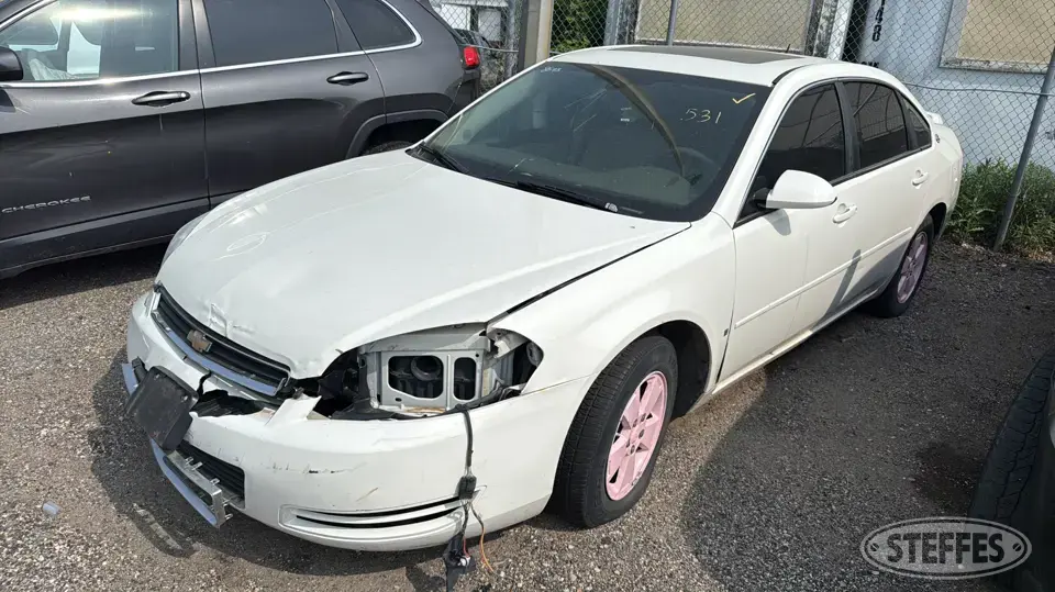 2008 Chevrolet Impala LT Car