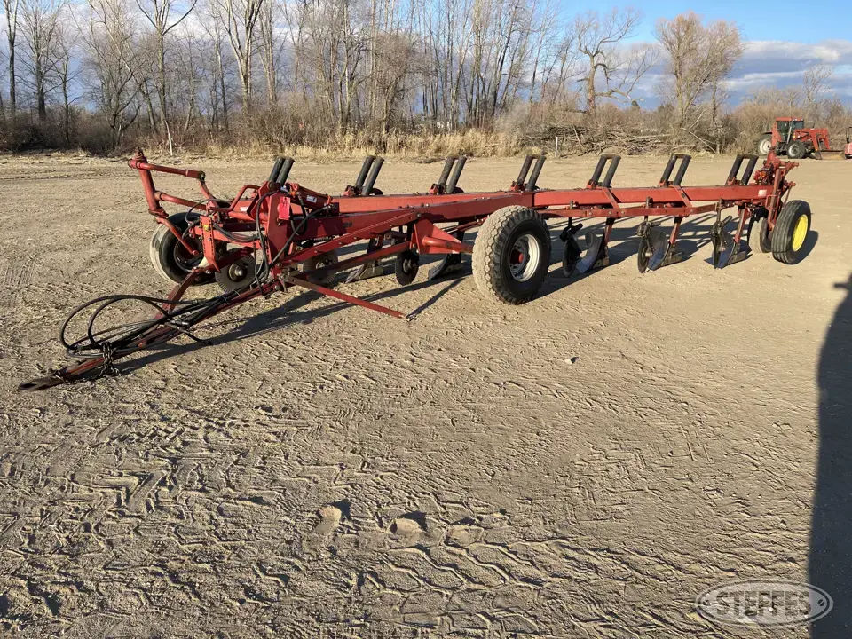 Case-IH 700 Cable Plow