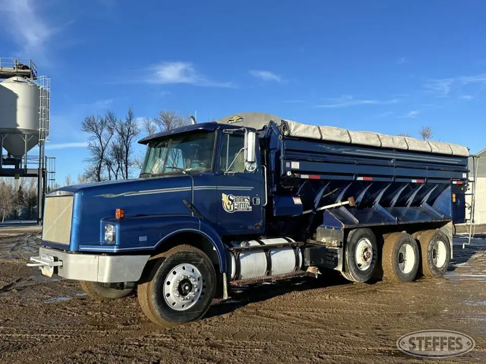 1990 Volvo Tri-Axle Boxed Truck