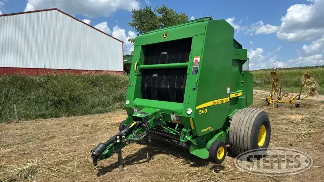 2010 John Deere 568 MegaWide Plus