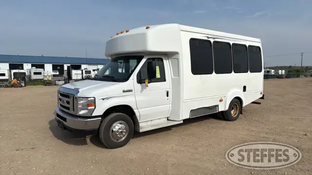 2012 Goshen Ford E450 Super Duty