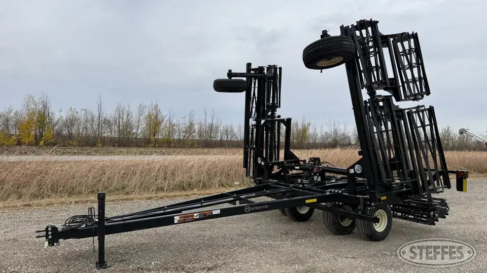 2023 Norwood Kwik-Finish Rolling Packer
