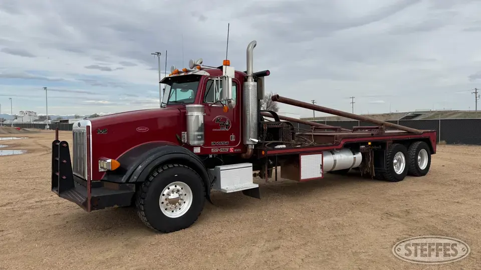2004 Peterbilt 357 Specialty Truck