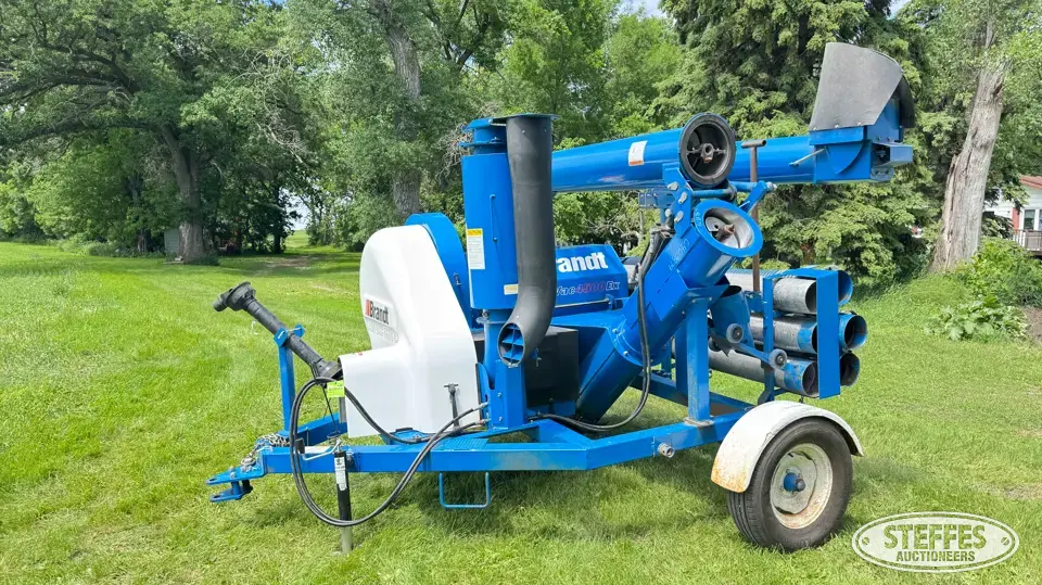 Brandt 4500EX Pneumatic Grain Equipment