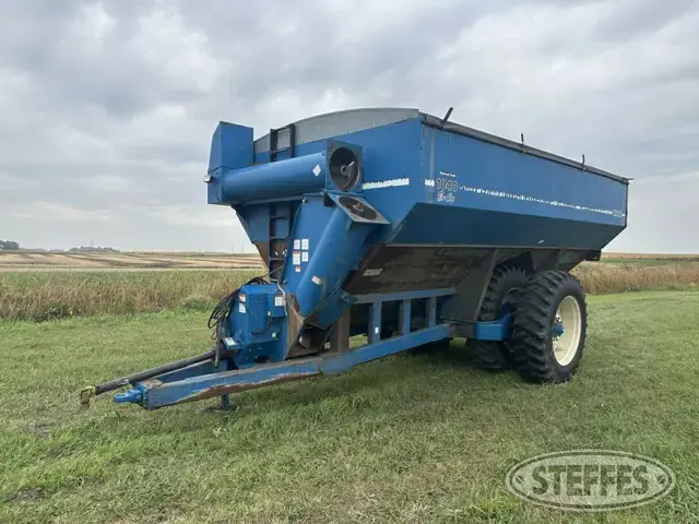 Kinze 1040