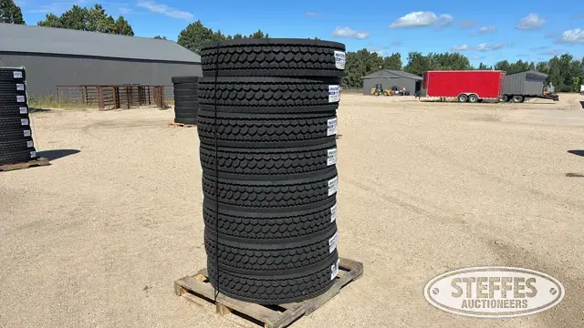 (8) Invovic FM750 11R22.5 tires