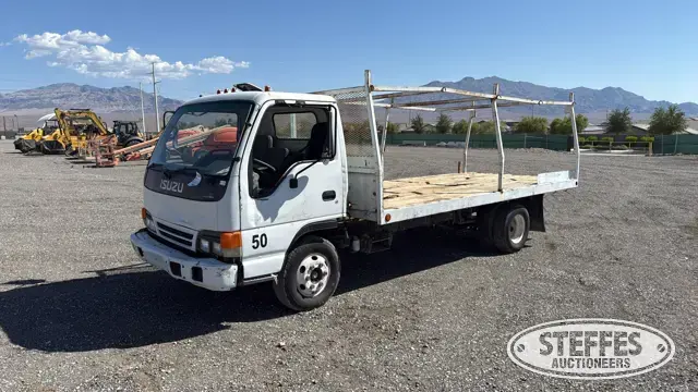 2000 Isuzu NPR