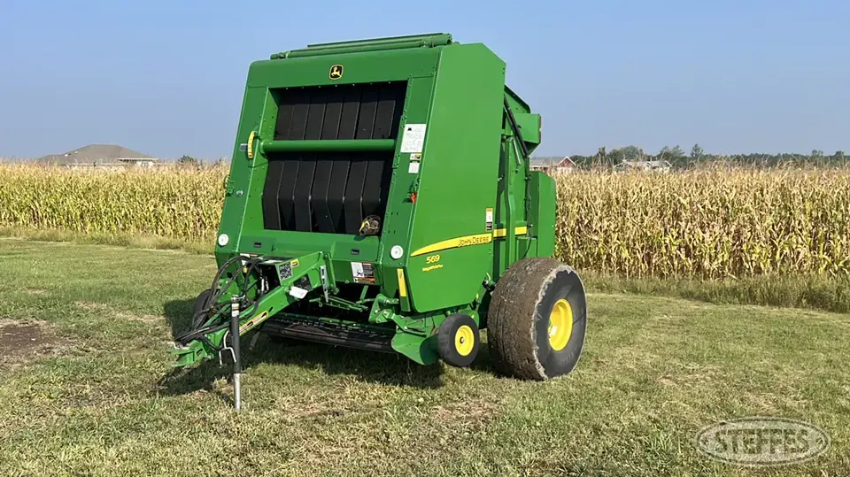 2016 John Deere 569 Round Baler