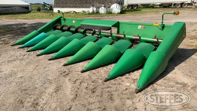 1998 John Deere 893