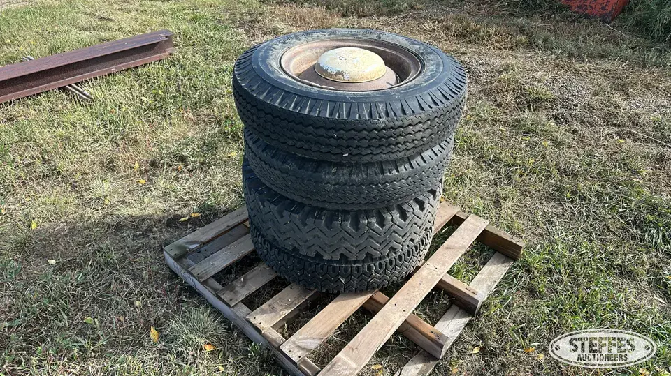 (4) 7.50-17 tires Passenger-Light Truck Tire