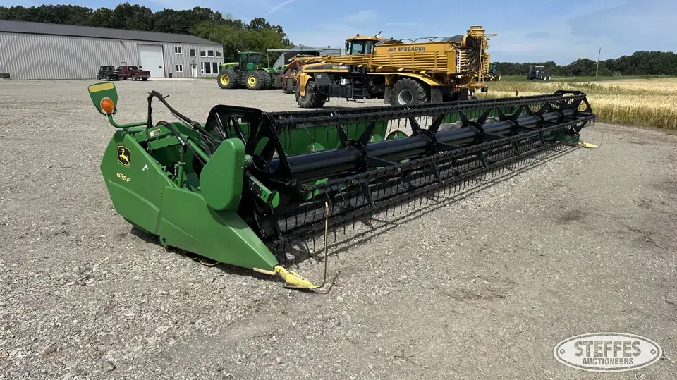 2011 John Deere 635F Flex Head