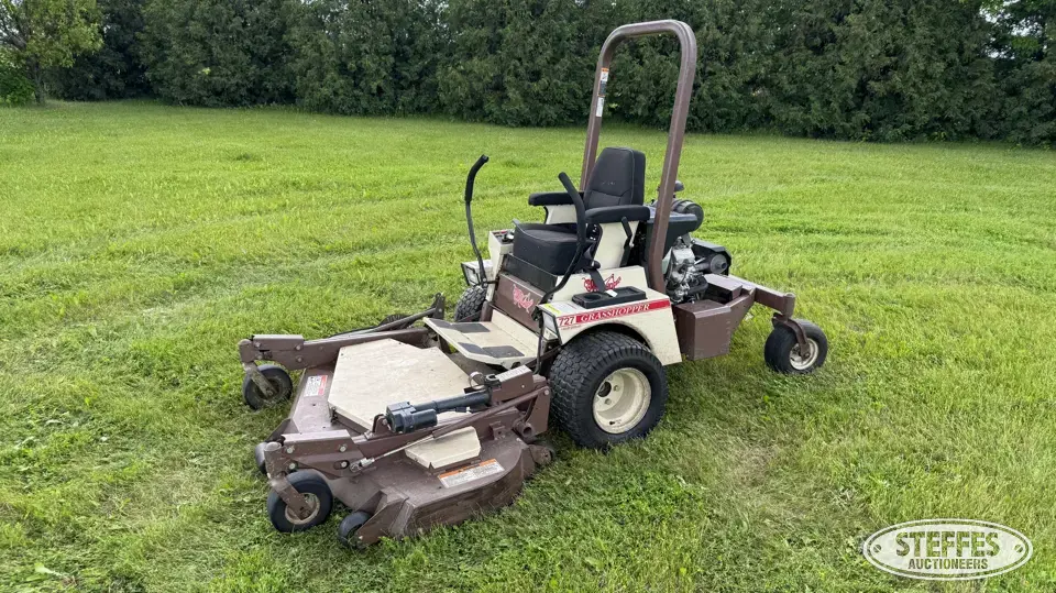 Grasshopper 727KW Zero Turn Mower