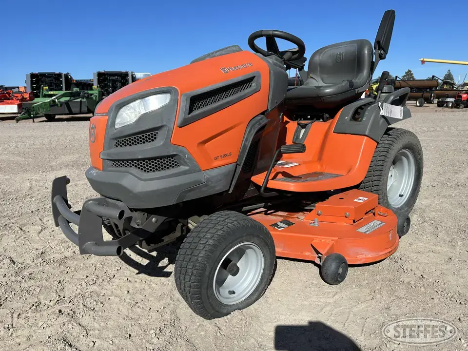 2015 Husqvarna GT52XLS Lawn Tractor