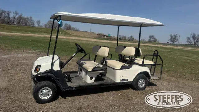 Cushman Shuttle 4