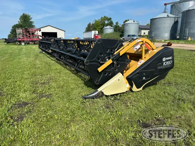 2010 Claas 1050 Max Flex