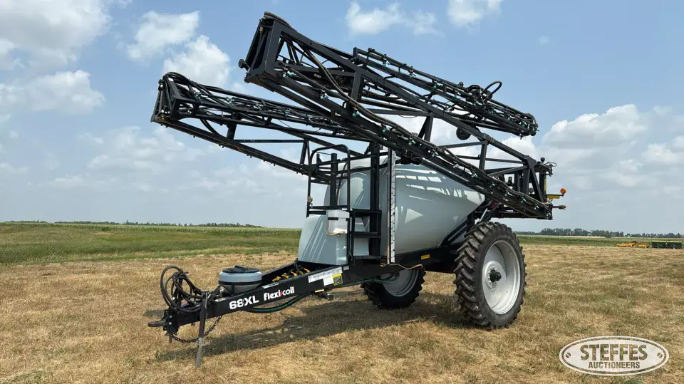 2018 Flexi-Coil 68XL Pull-Type Sprayer
