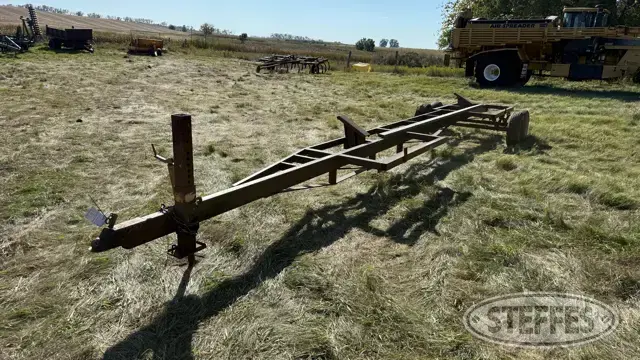 Shop-built tandem axle header trailer