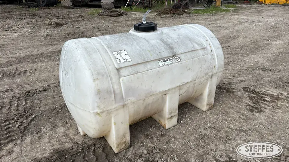 Snyder Industries 300 gal. poly tank