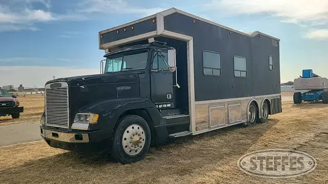 1989 Freightliner FLD120