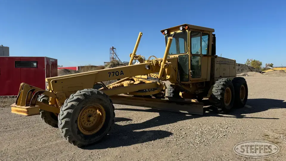 1983 John Deere 770A Motor Grader