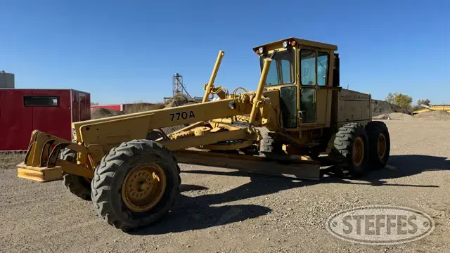 1983 John Deere 770A