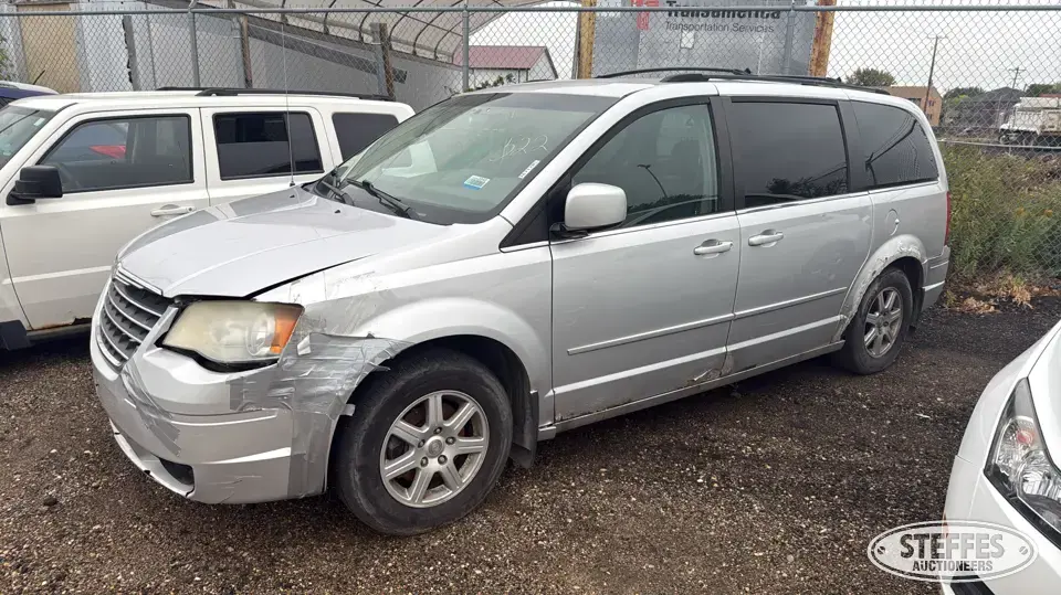 2008 Chrysler Town and Country Touring Van