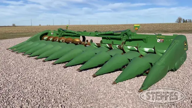 2018 John Deere 712FC