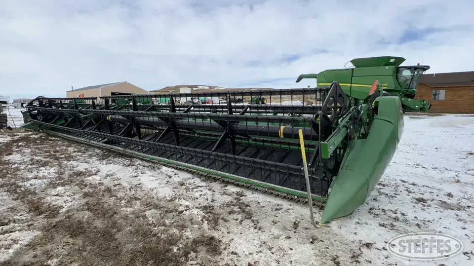 2013 John Deere 640D Draper Head