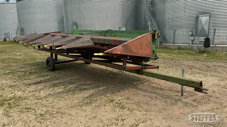 John Deere 100 Rigid Head