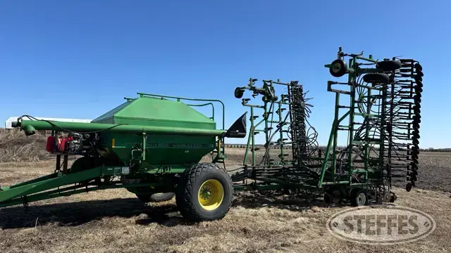 John Deere 1060
