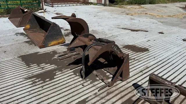 Virnig manure grapple
