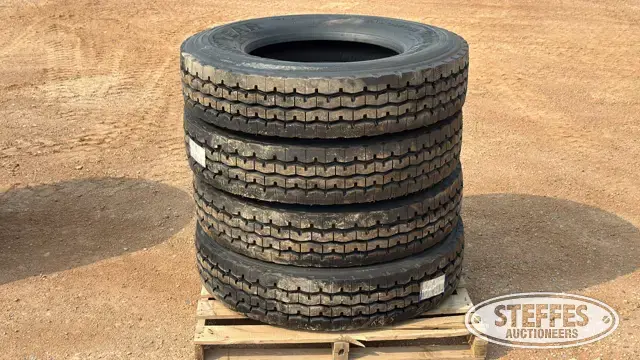 (4) 11R24.5 tires