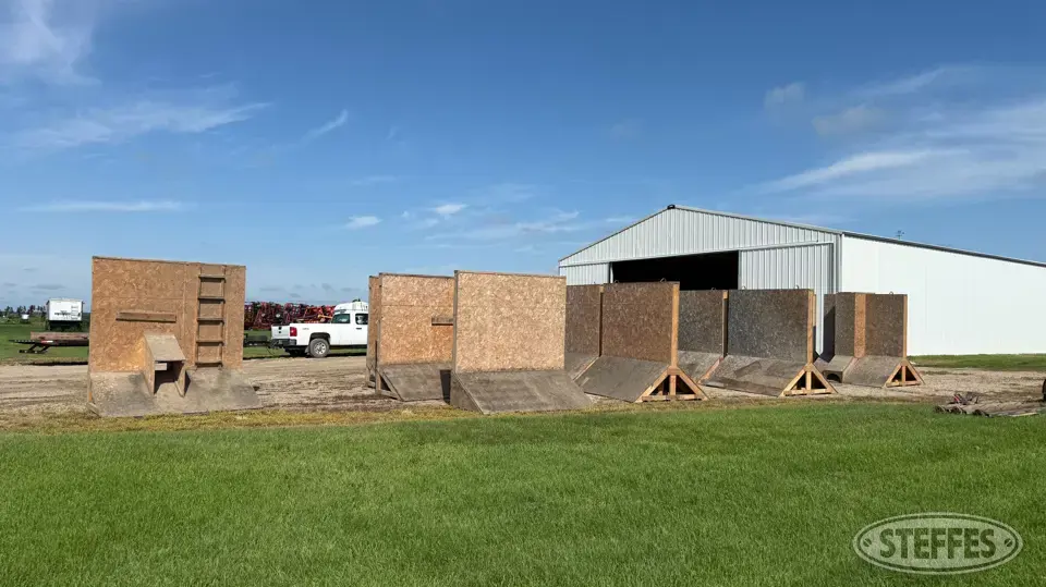 Grain storage walls Temporary Bin