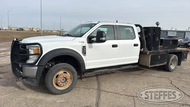 2022 Ford Super Duty F-550 XL