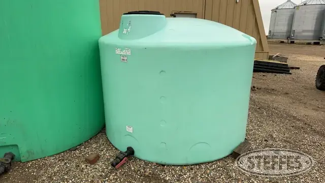 Steffes Group | 1,500 gal. poly tank