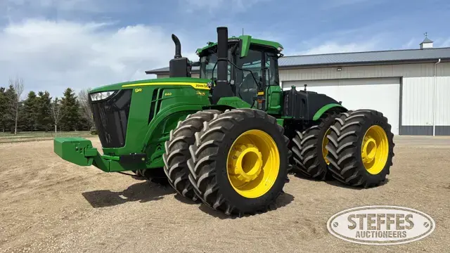 2022 John Deere 9R 640