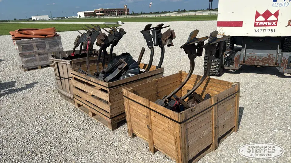 Dietrich injector units Manure Application Equipment