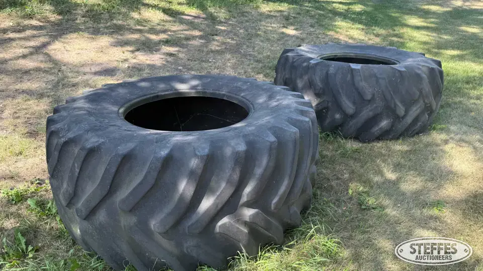 Good Year 30.5LR32 tire Tractor-Implement Tire
