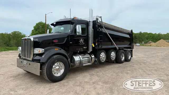 2023 Peterbilt 567