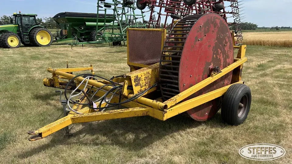 Haybuster L-106 Rock Eze Rock Picker