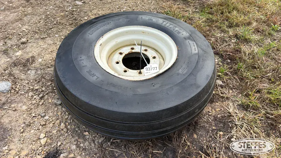 Titan Dura-Life I-1 10.00-15SL tire Tractor-Implement Tire