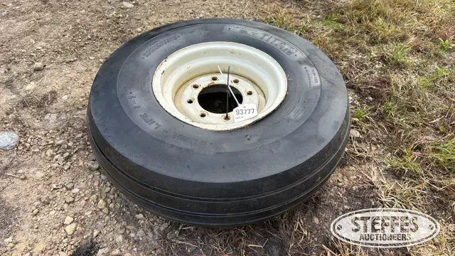 Titan Dura-Life I-1 10.00-15SL tire
