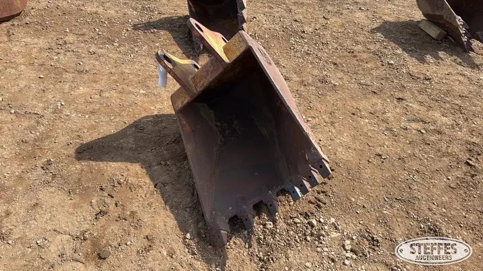 Hensley excavator frost bucket Excavator Attachment