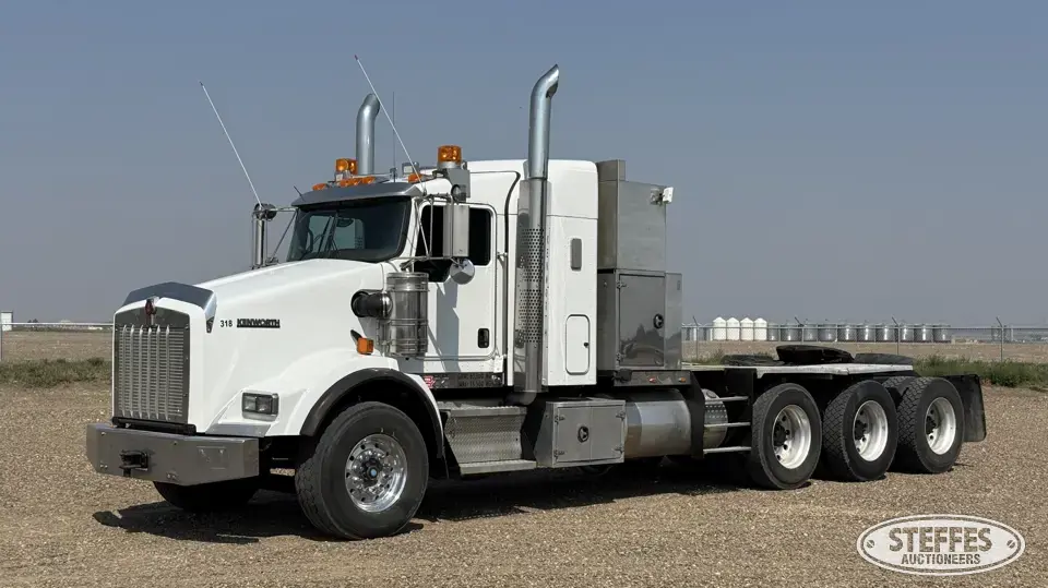 2012 Kenworth T800 Winch Truck