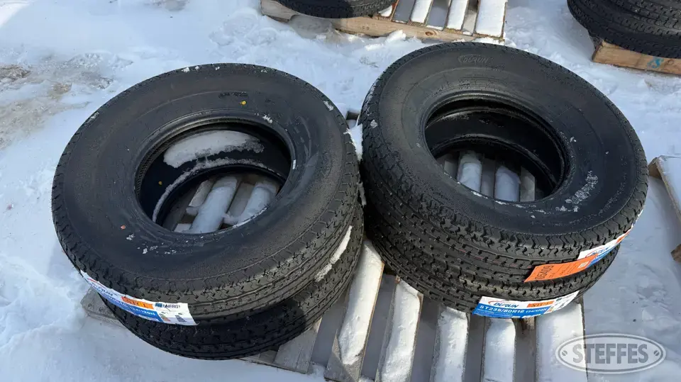 (4) Durun ST235/80R16 tires Passenger-Light Truck Tire