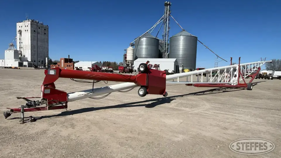 Farm King 12122 Swing Hopper Auger