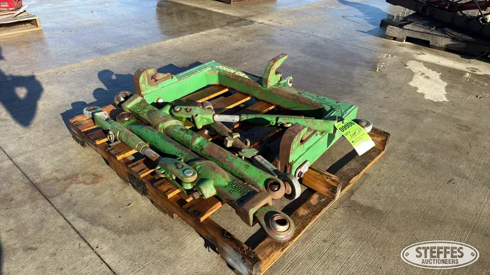 John Deere Cat 3N Ag Equipment Part