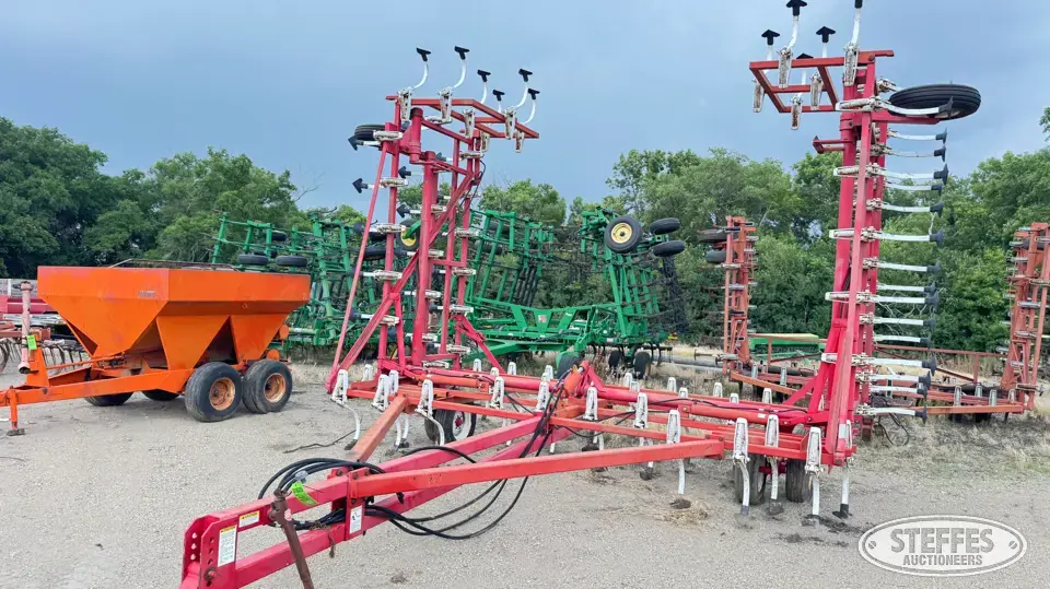 Wil-Rich field cultivator